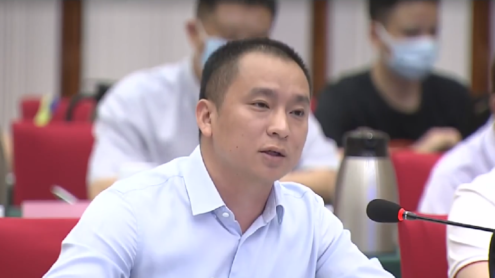 萬鑫精工董事長(zhǎng)周清泉發(fā)言